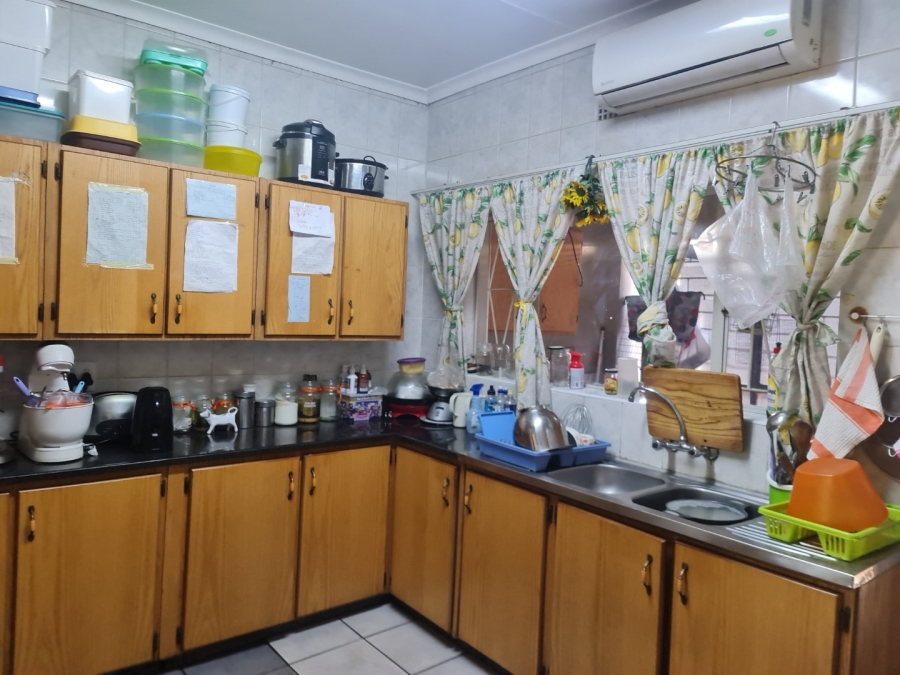 3 Bedroom Property for Sale in Protea Park North West